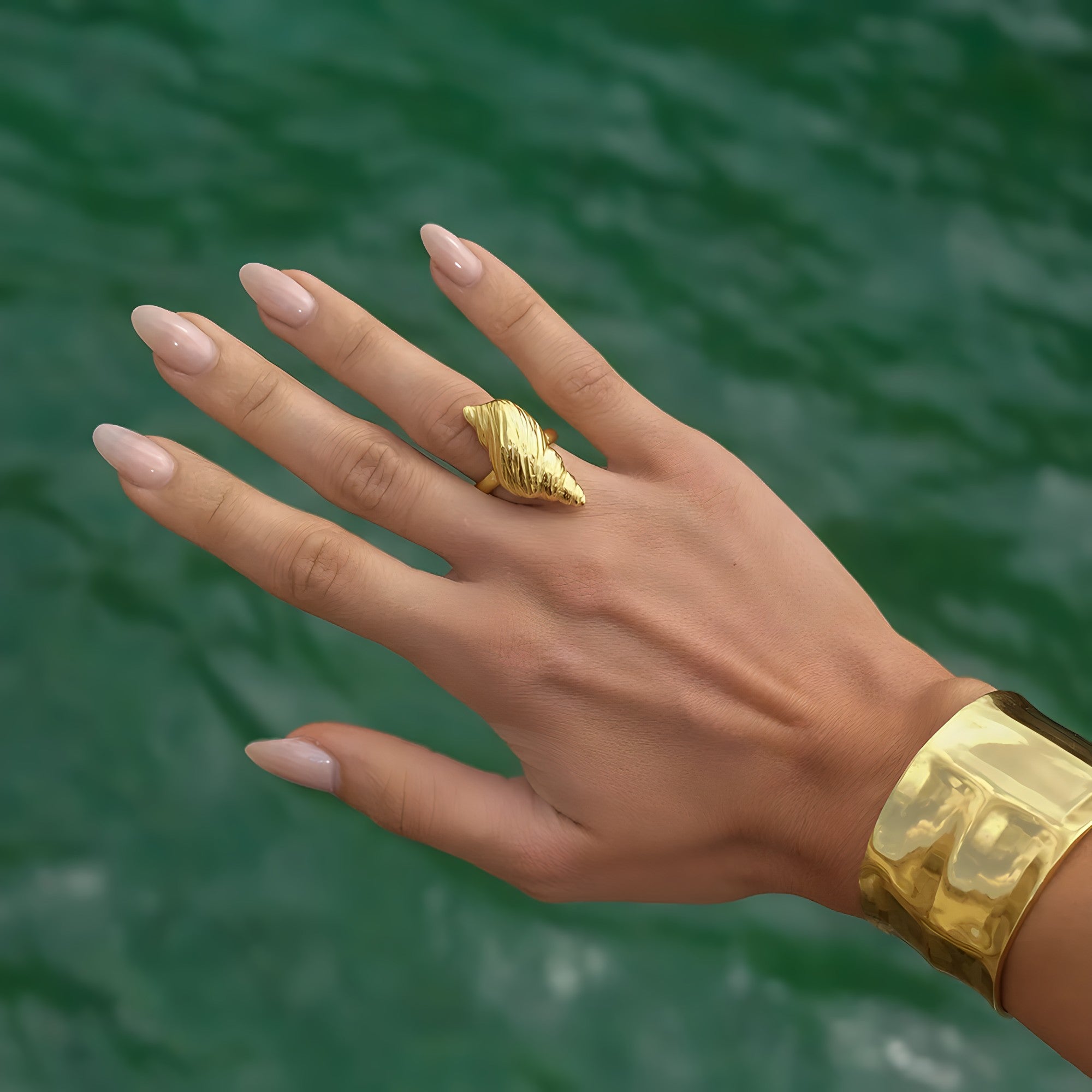 Gold SeaShell Ring