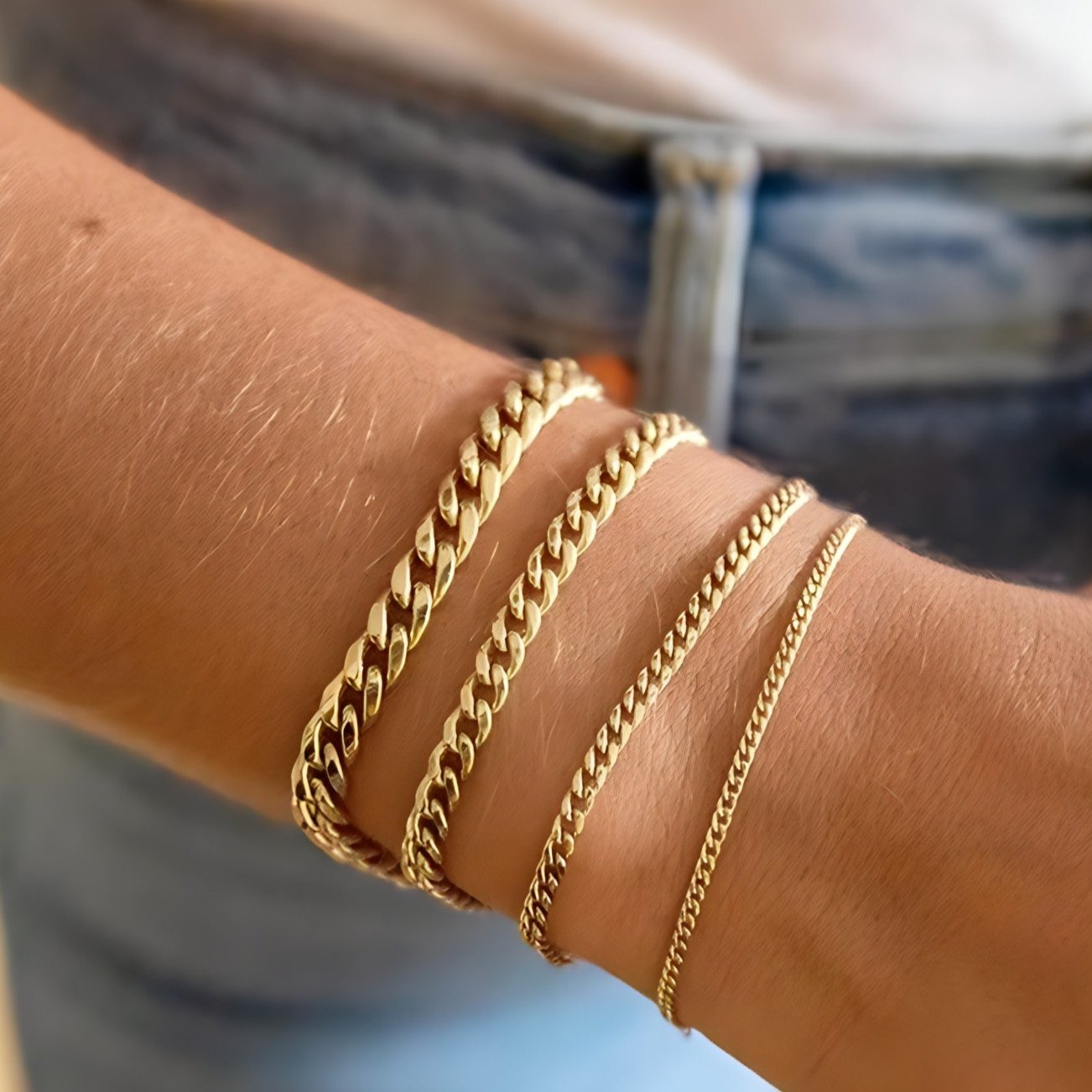 Golden Bold Link Bracelet