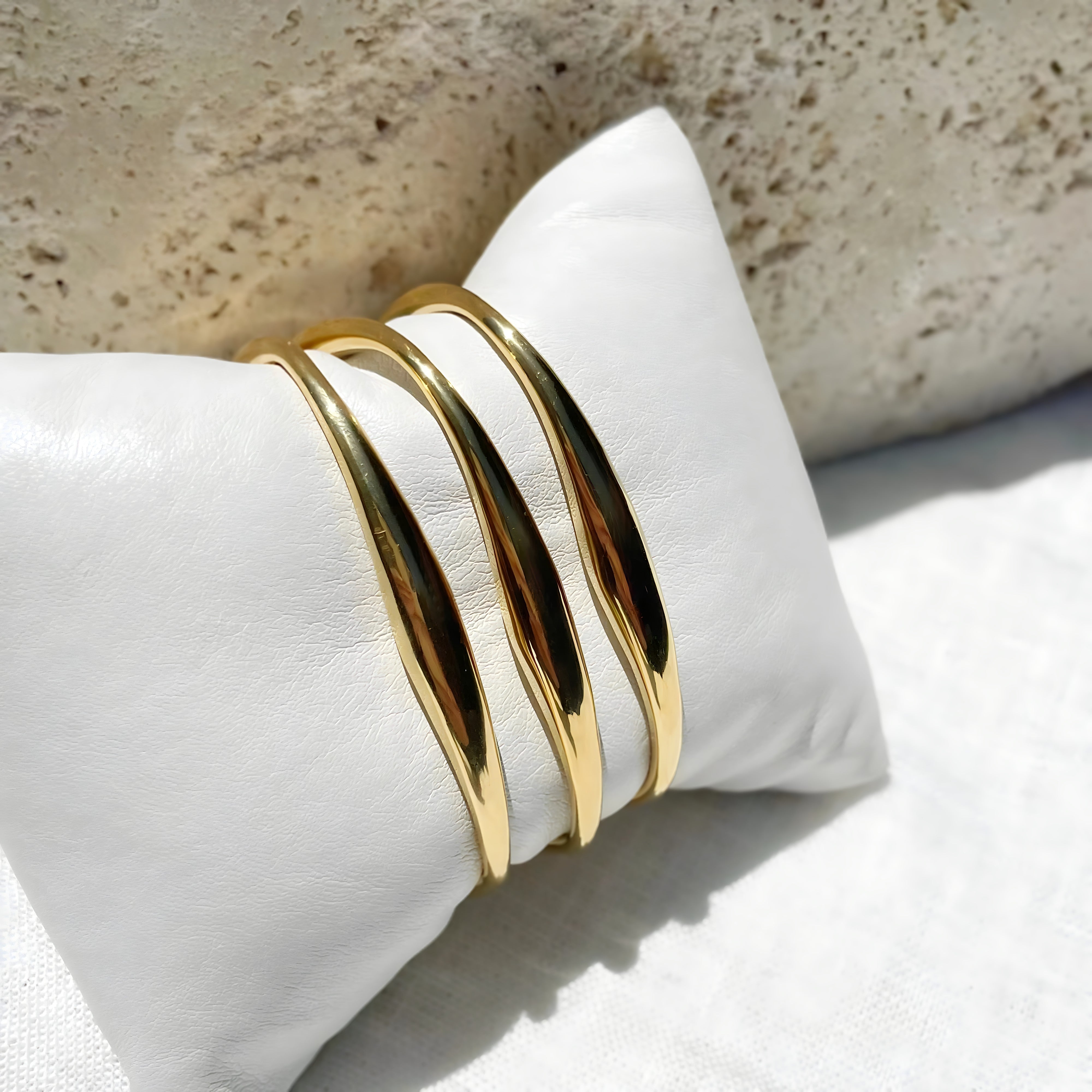 Golden Tide Bracelet